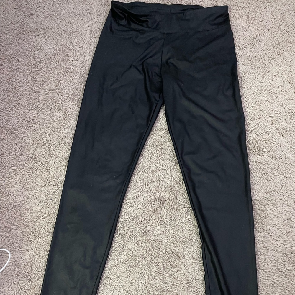 shiny leggings